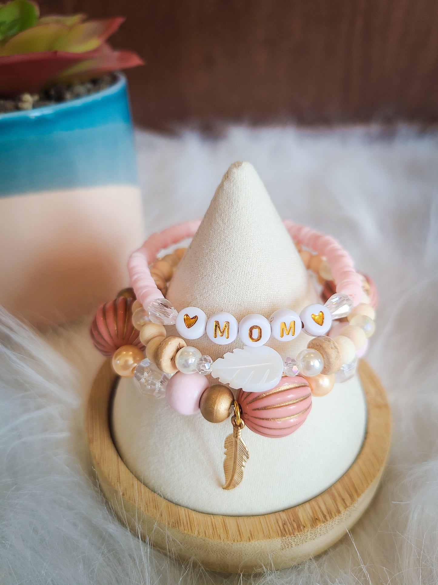 Leaf & Feather Pink Beaded Mom Bracelet Gift Set
