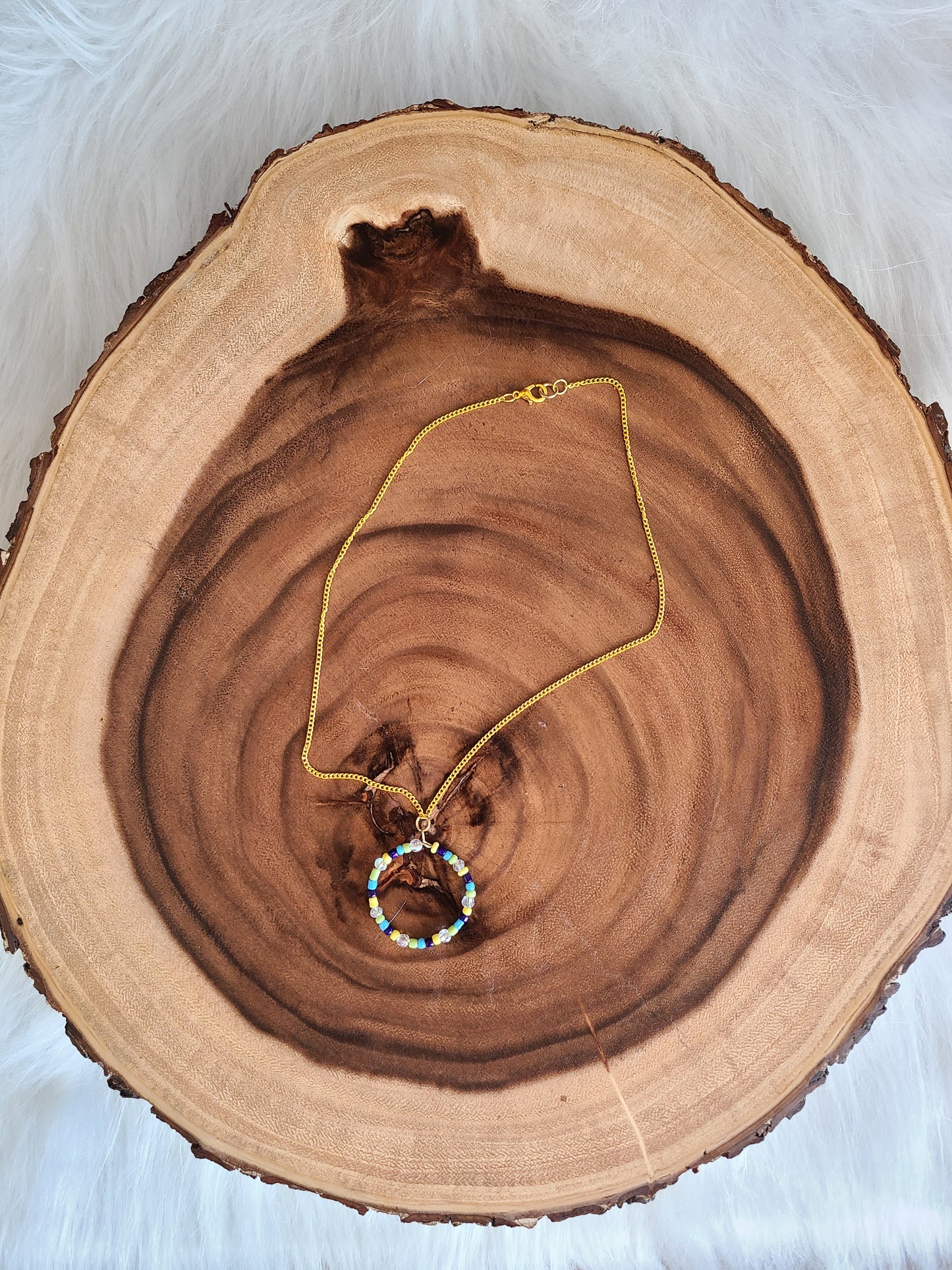 Circle Seed Bead Gold Pendant Necklace