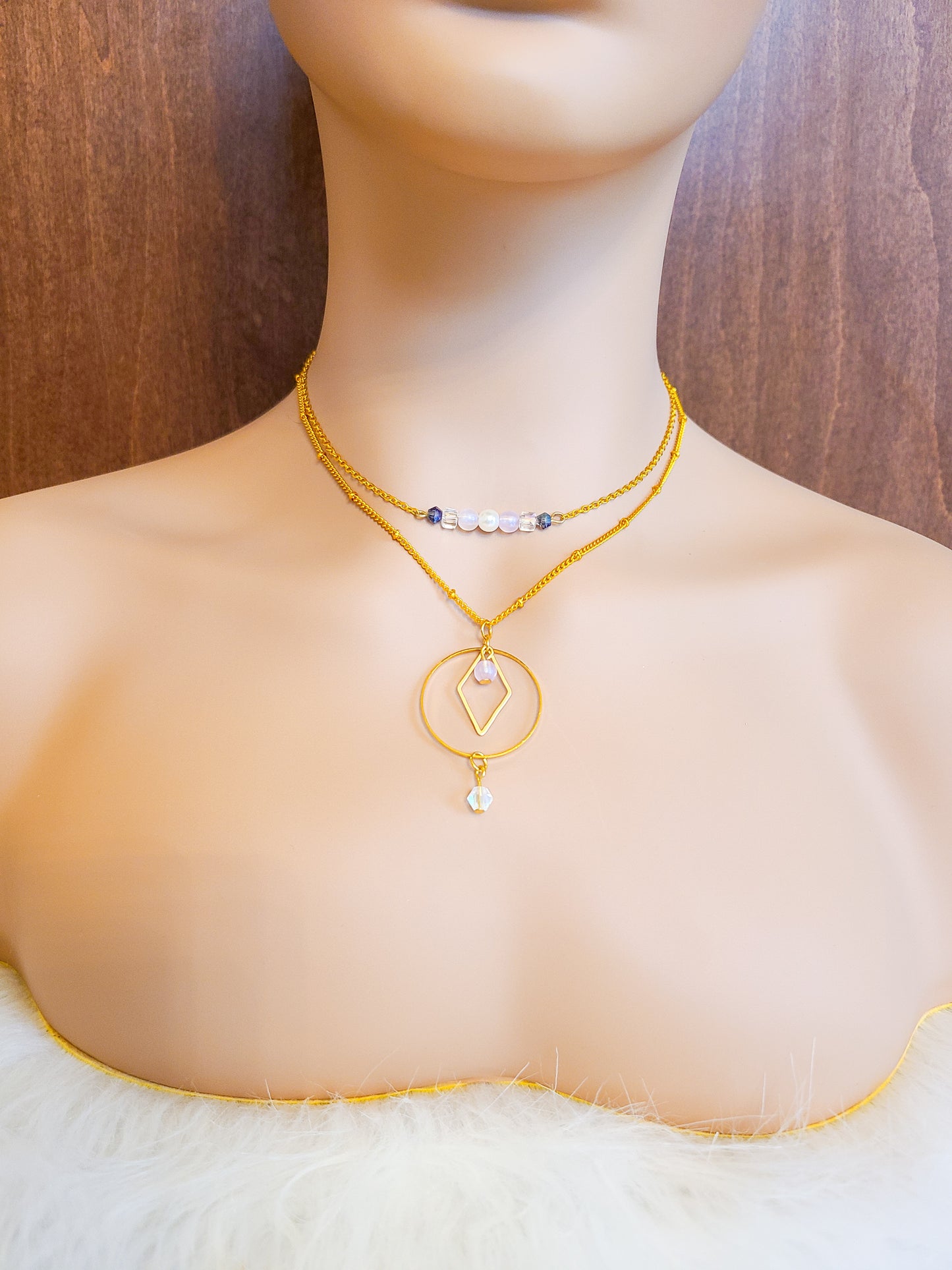 Geometric Beaded Pendant Gold Necklace Set