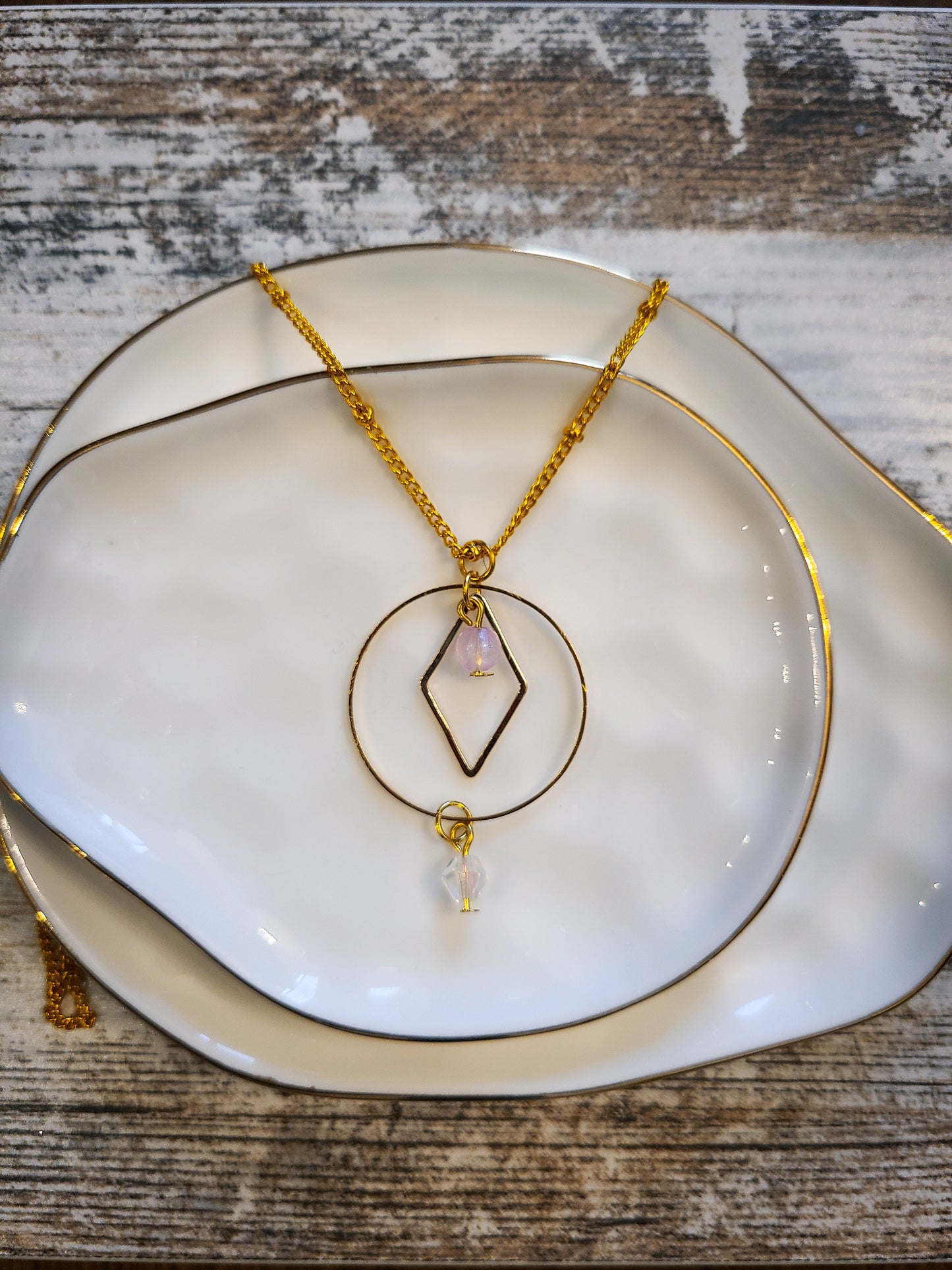 Geometric Beaded Pendant Gold Necklace Set